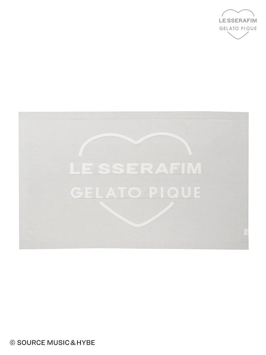 *LE SSERAFIM* Smoothie Lap Blanket