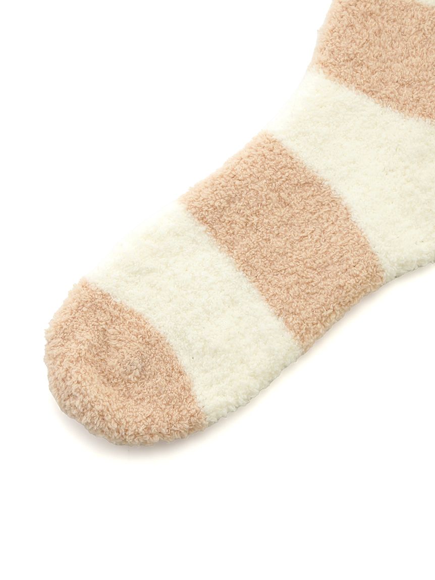 Powder Two Border Fuzzy Socks
